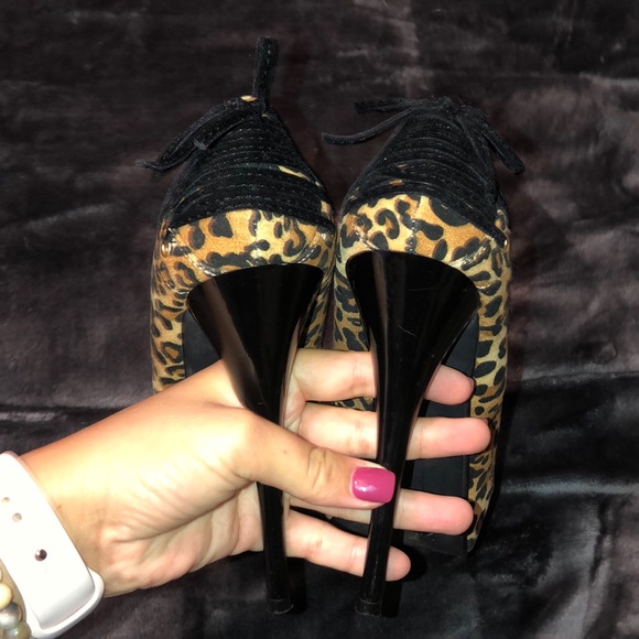 CHEETAH SUEDE PUMPS 👠 - Picture 2 of 2
